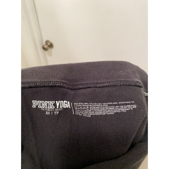 VS Pink Vintage Y2K Fold Over Capri Animal Print Yoga Crop Leggings Size XS - Picture 6 of 7